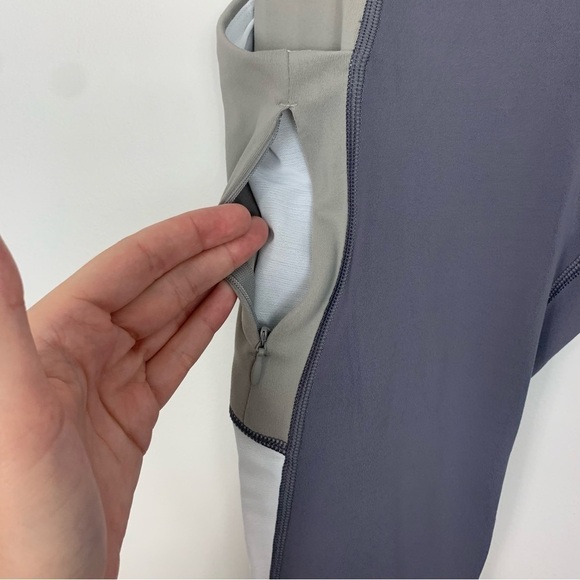 Athleta Up For Anything 7/8 Tight Colorblock Leggings Size Small - Picture 8 of 15